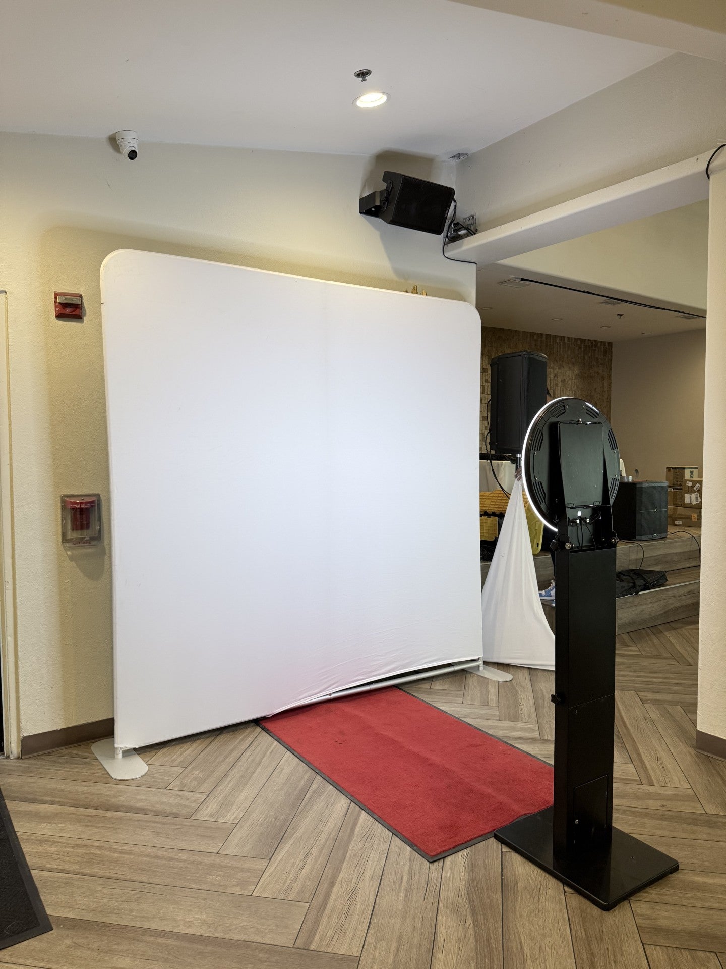 3ft x 5ft Commercial Grade Red Carpet Runner for Events & Photo Booths